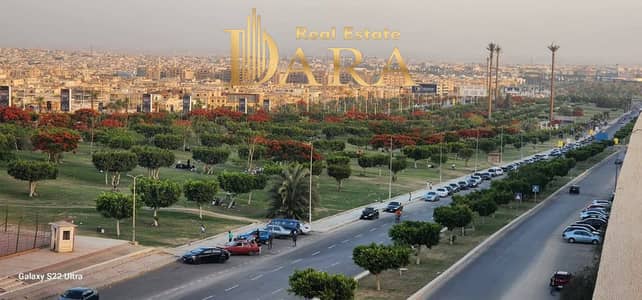 صيدلية للبيع في أميز مول طبي فالعبور في شارع عباس العقاد - والطريق الرئيسي