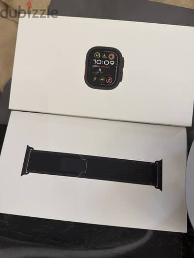 Apple Watch Ultra 2 / Battery 100% / black titanium