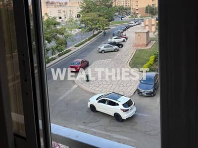 شقة للبيع كاش في أميز مواقع مدينتي B11  والخدمات مع تشطيبات ألترا سوبر لوكس واستلام فوري