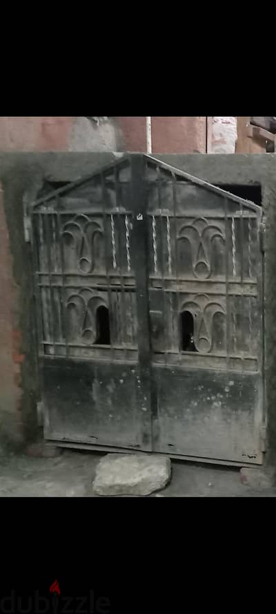 بوابه حديد