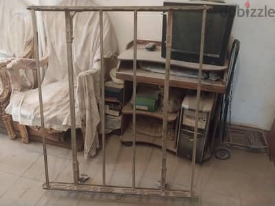 للبيع شبكة عربية بحالة جيدة