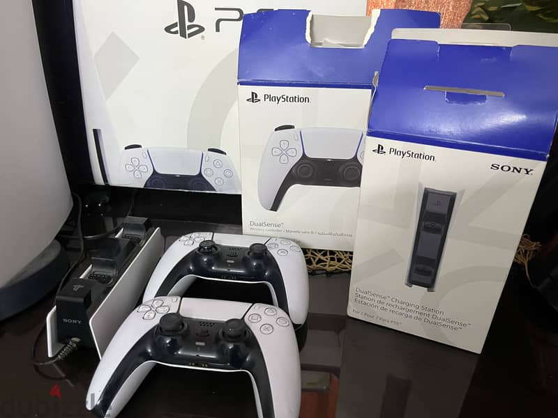 PLAYSTATION 5 CD 4