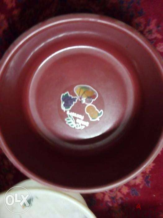 Large plastic plates number 5 3