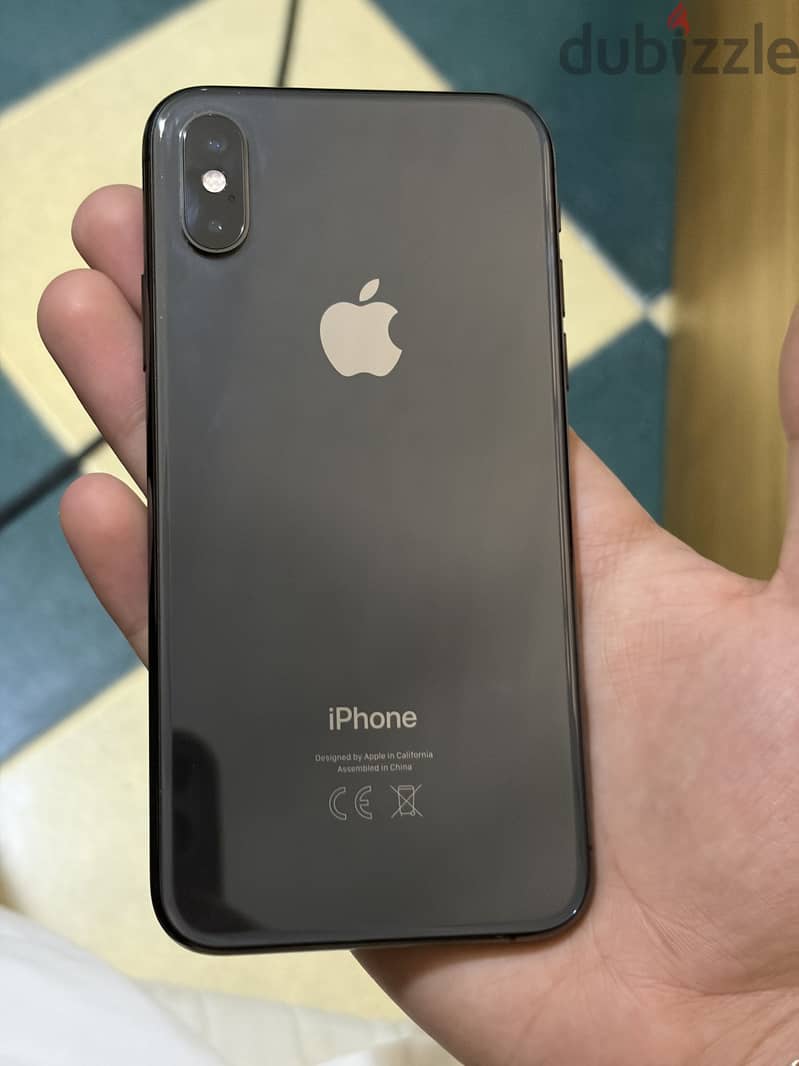 Apple - iPhone XS 4