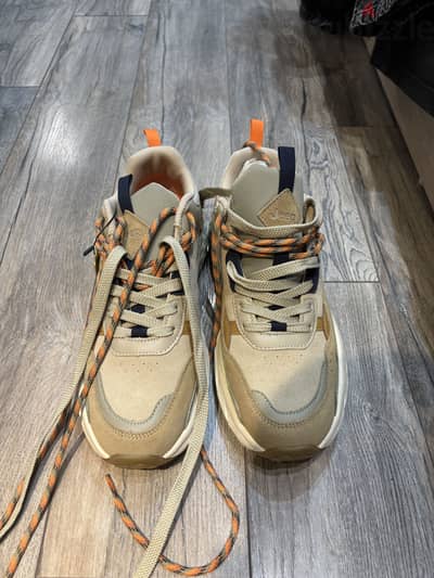 Jeep shoes from europe new