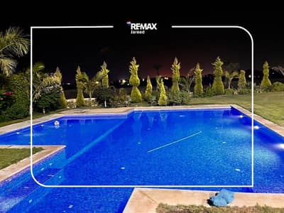 فيلا مفروشة للإيجار في هاسيندا باي الساحل الشمالي صف أول جولف مباشر  تشطيب الترا سوبر لوكس