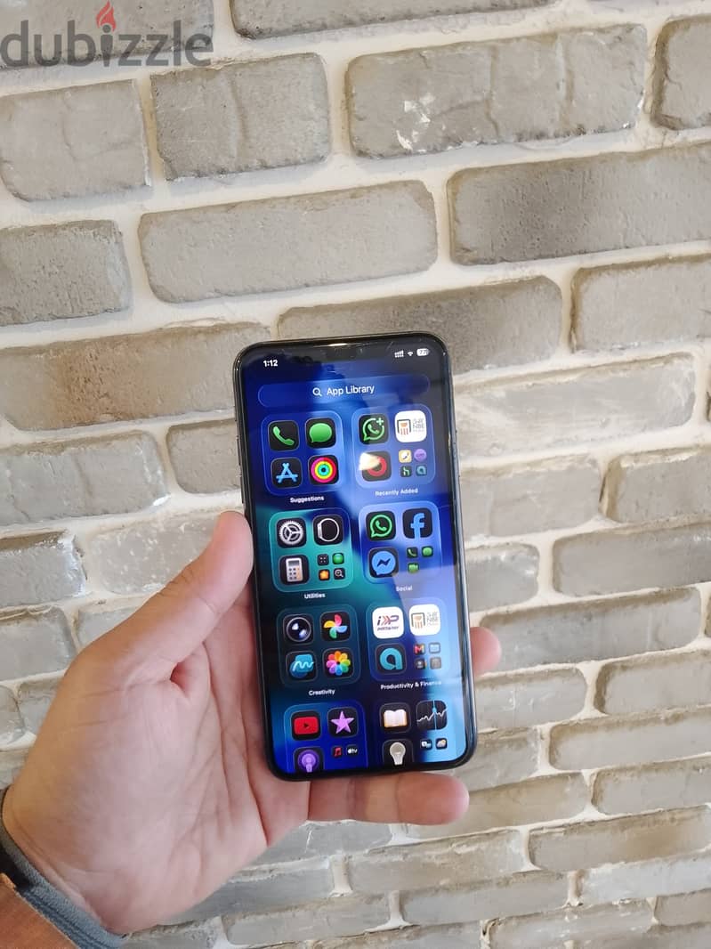 iPhone 11 Pro Max 1