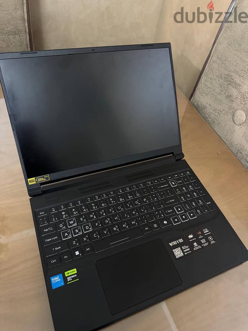 Acer Nitro V16s 5