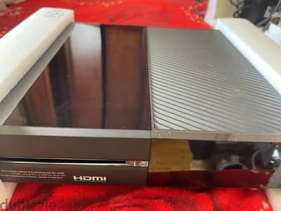 Xbox One 500GB بحالة ممتازة