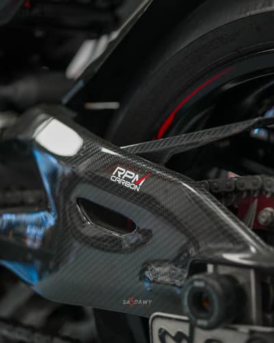 Yamaha - r1 - 2015 fully carbon