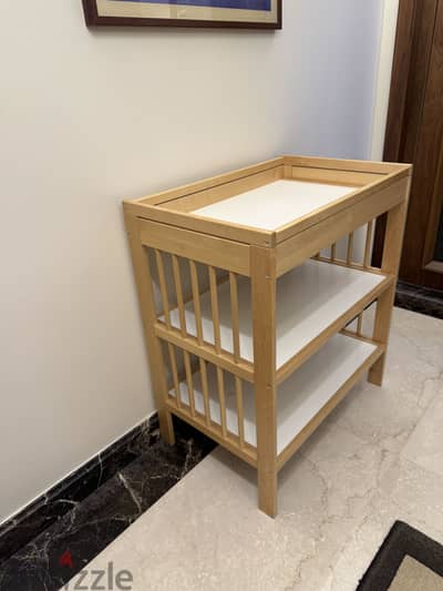 Changing table