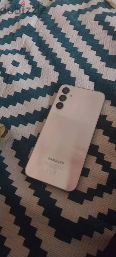 Samsung A24