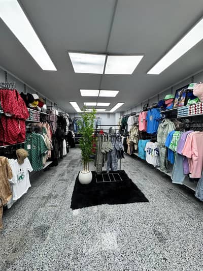 Shop for sale in El Labini, Haram, currently leased to a brand, 55 sq m