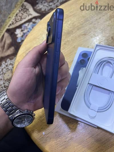 آبل - آيفون 17 برو ماكس