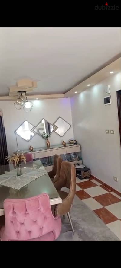 Luxurious apartment at a fantastic price, includes a roof with ultra super luxury finishing, ready for move-in.