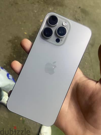 مطلوب 15 pro max عليه ضريبة