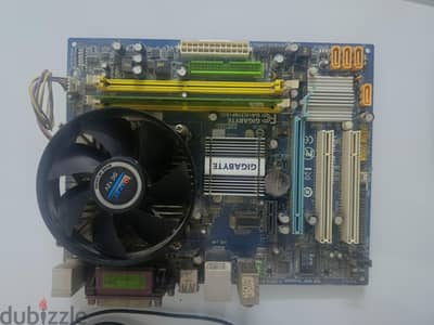 بوردة جيجابايت Gigabyte G31 ومروحة ورامة DDR2 للبيع