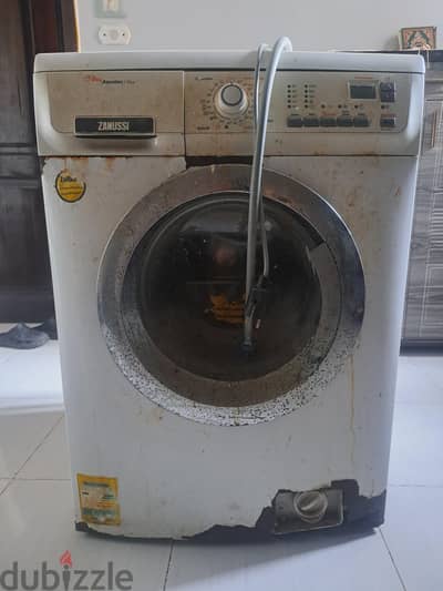 غساله  إيطاليا  zanussi