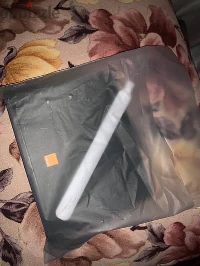 راوتر هوائي أورنج Orange 4G Flybox بحالة الزيرو السويس