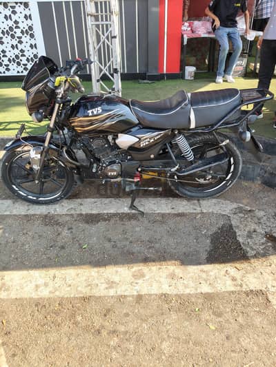 مكنه Tvs Helx 150