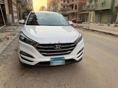 هيونداي توسان 2017  حالة ممتازة للبيع بسعر مغري