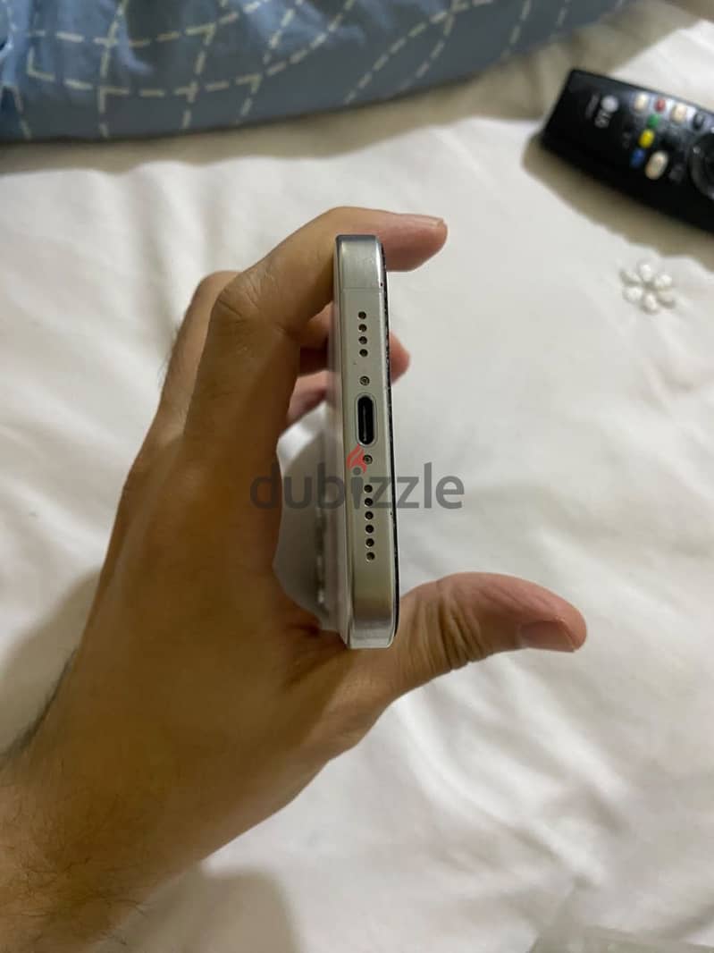Apple - iPhone 16 Pro Max 5