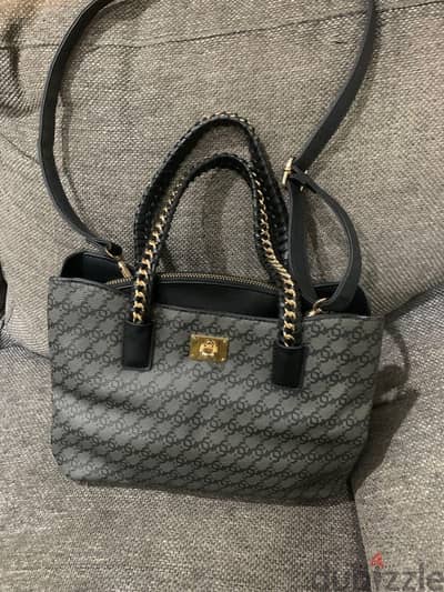 حقائب نسائية ماركات أصلية