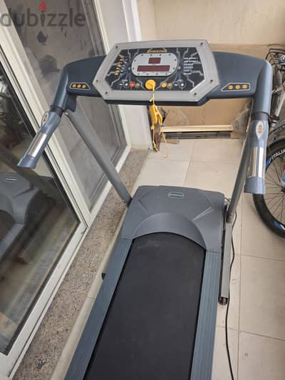مشايه كهرباء treadmill