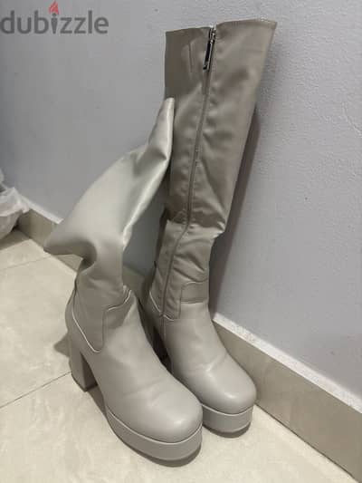 Pixi High-Knee Boots