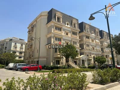 اي فيلا روف 243م + 70 روف يطل علي بحيرة موقع متميز ماونتن فيو هايد بارك Mountain view hyde park