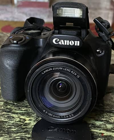 للبيع كاميرا ديجيتال سيمي بروفيشنال كانون Sx520 CanoPowerShot SX520 IS