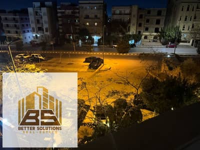 شقه للبيع بمدينة العبور الحي الاول شارع سليمان الفارسي علي التبه قريبه من المركز الاسلامي