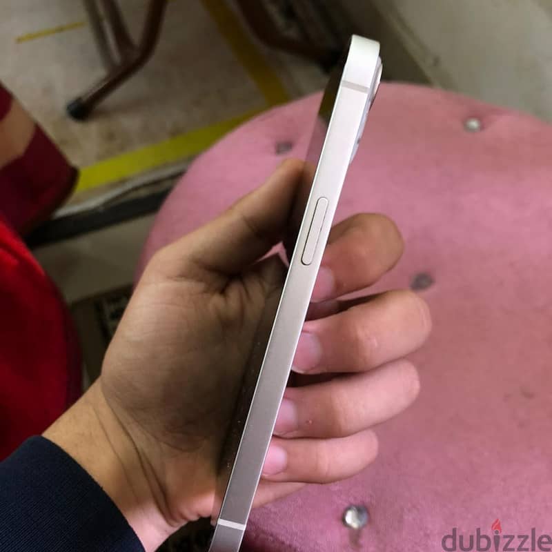 Apple - iPhone 13 7