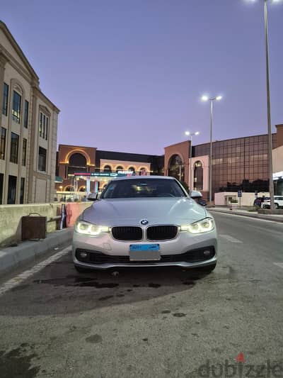 BMW 318 2018