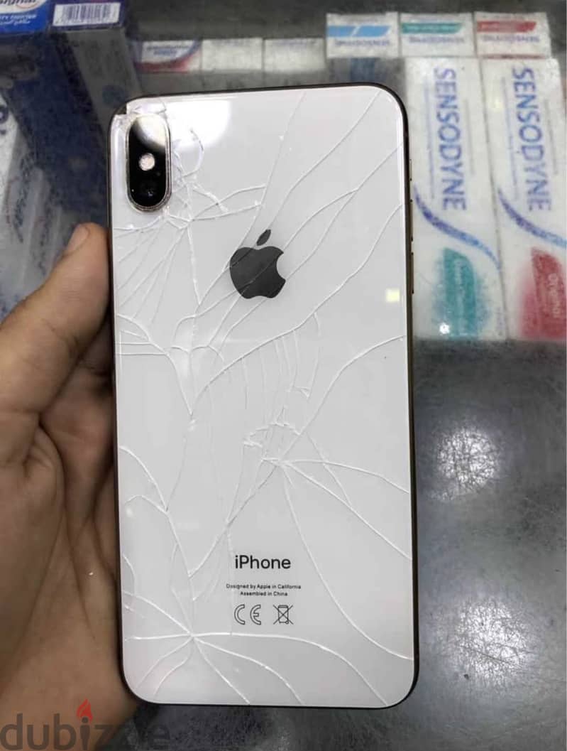 Apple - iPhone XS Max 1