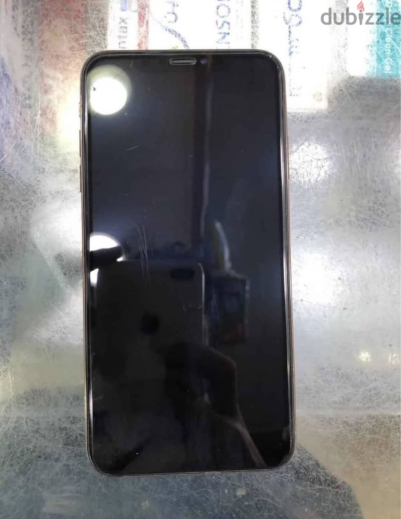 Apple - iPhone XS Max 4
