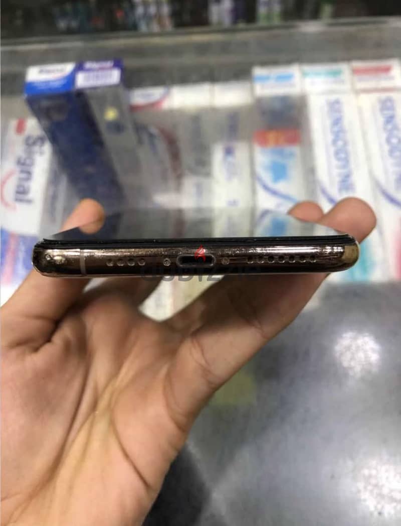 Apple - iPhone XS Max 5