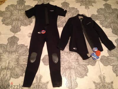 بيع بدلة غوص ماركة Northern diver من delta flex مقاس Larg  سمك ٦ مللى