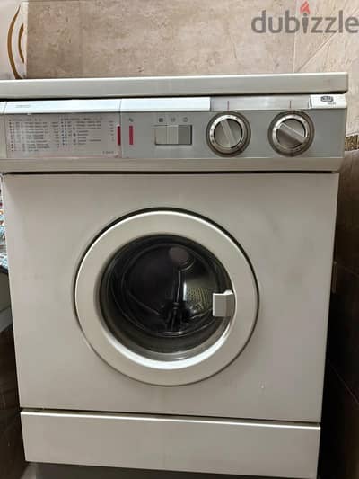 غسالة ايديا زانوسي Ideal Zanussi washing machine for sale