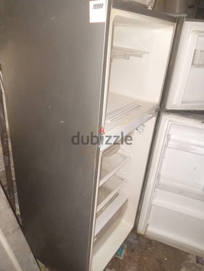 ثلاجة زانوسى 16 قدم سيلڤر نو فروست