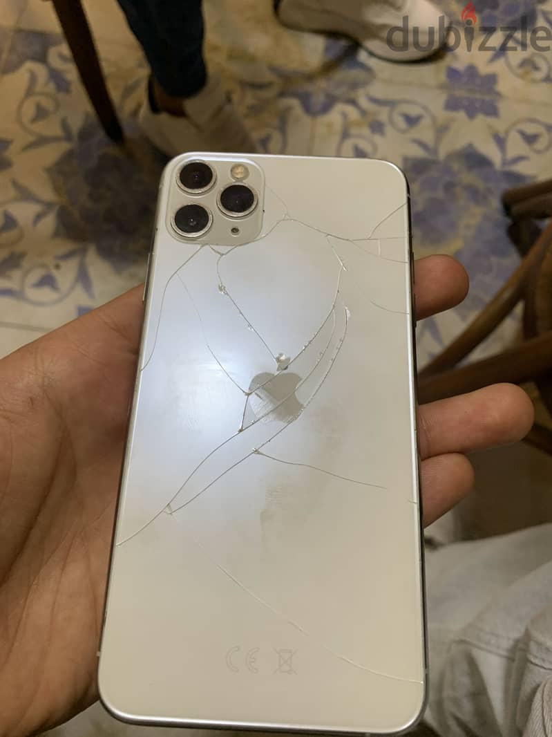 Apple - iPhone 11 Pro Max 4