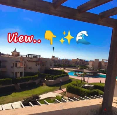  شاليه فاخر بإطلالة مميزة وحديقة خاصة 