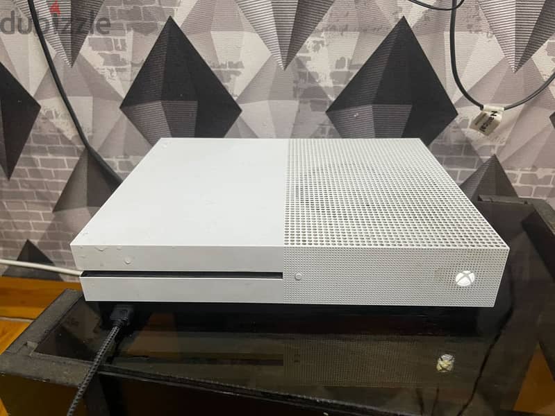 Xbox 1 s 3