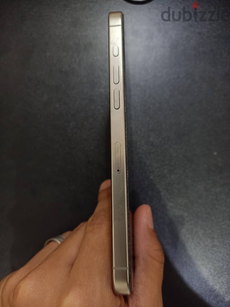 Apple - iPhone 15 Pro Max 2