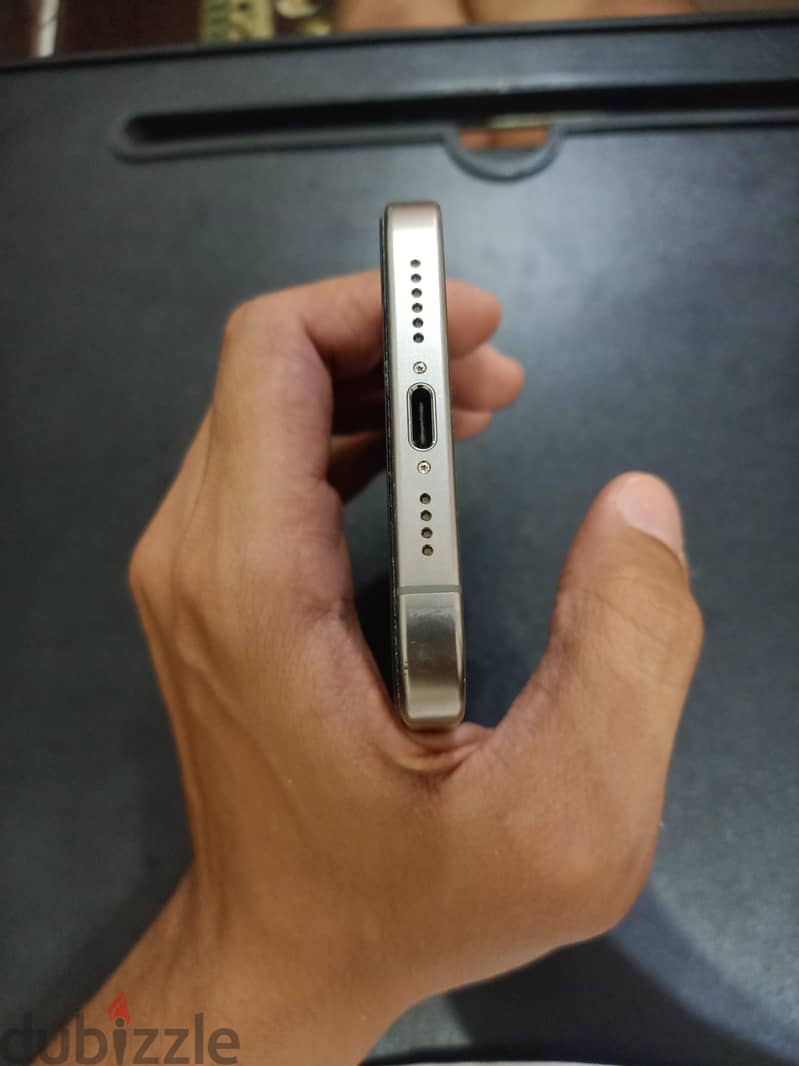 Apple - iPhone 15 Pro Max 4