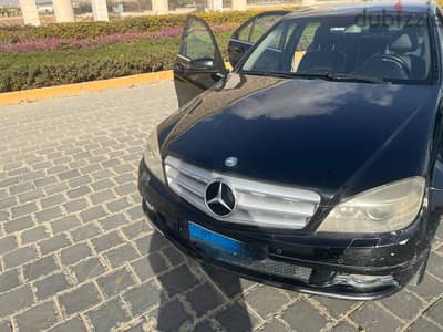 مرسيدس بنز سي 180 2009