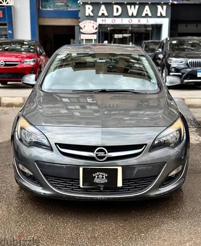 Opel Astra 2021 نقداً او بالتقسيط