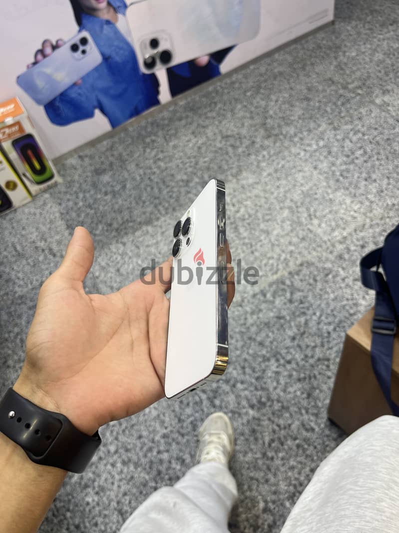 Apple - iPhone 13 Pro 4