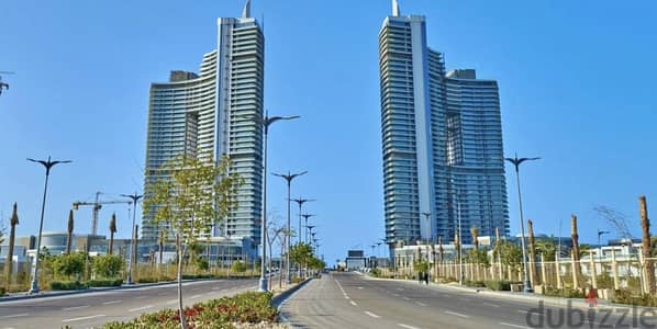 شقه للبيع بأبراج العلمين إطلالة رائعه مباشرة علي البحر سعر قديم