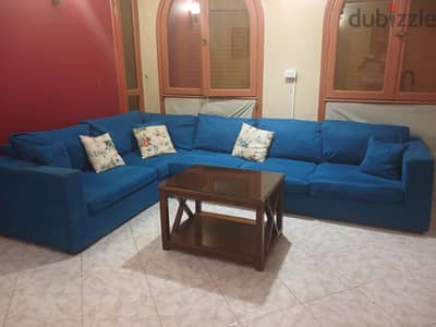 ركنة عمولة زان أحمر مع ترابيزة